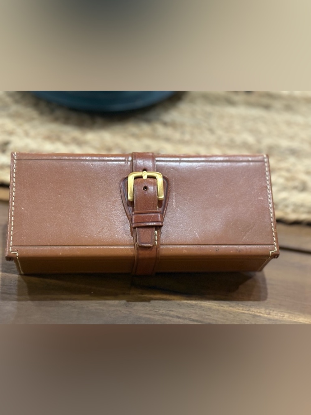 Levenger case